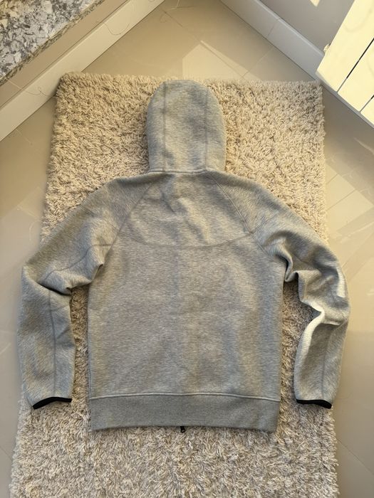 Толстовка чоловіча Nike Tech Fleece Full-Zip Hoodie Grey FB7921-063