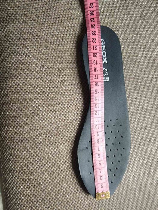 Geox,  жіночі кросівки,  36 розмір, літні