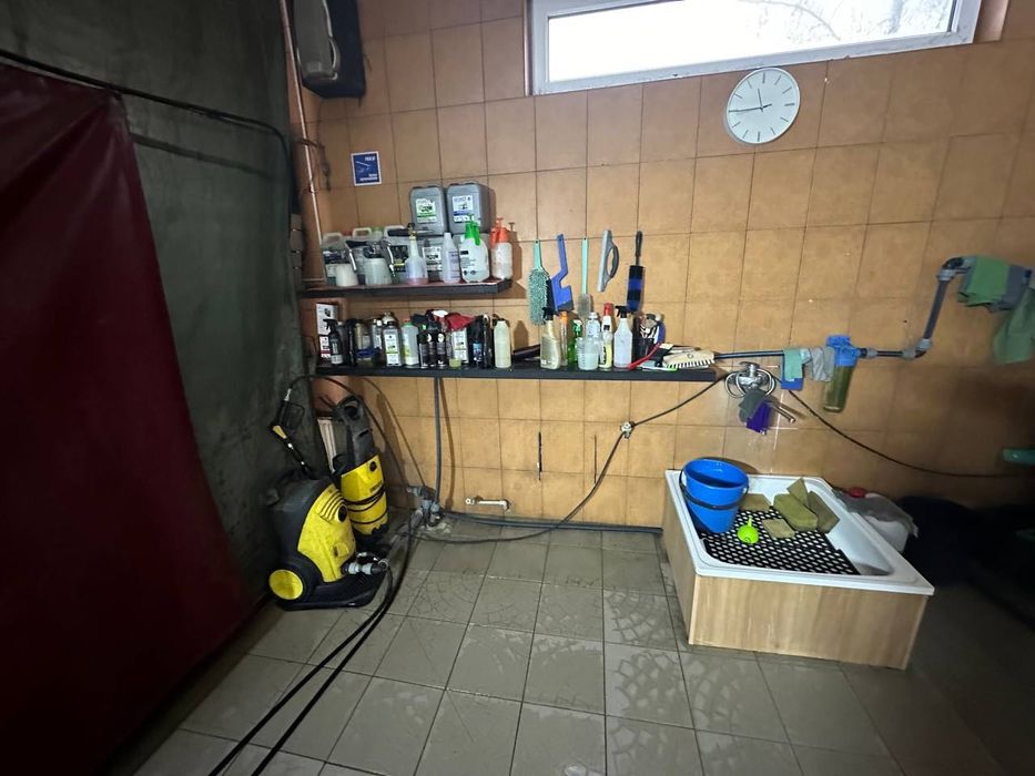 Продам 200м2 СТО Шиномонтаж Мойка Склад Калиновая Универсальная