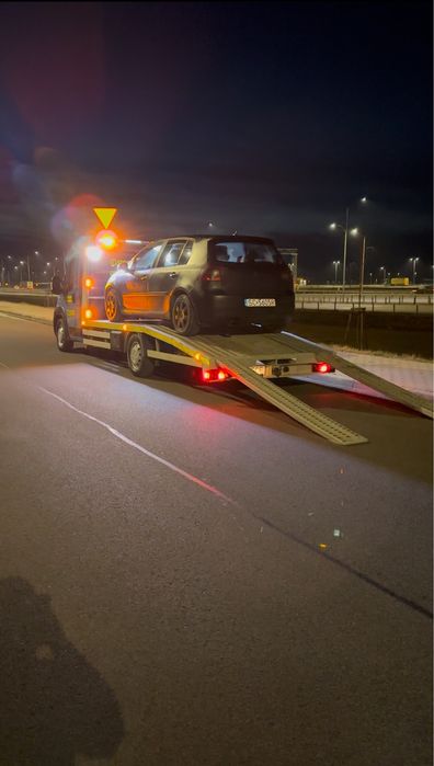 Pomoc Drogowa LECE Laweta Autolaweta Transport samochodów 24H