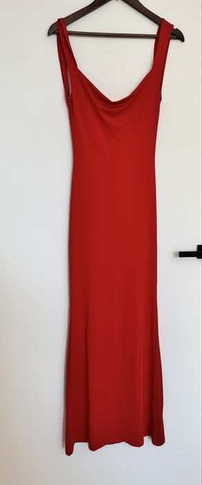 Piękna dluga sukienka