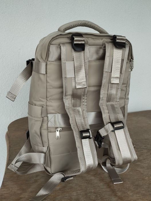 Plecak bagaż podróży do samolotu Nowy jasna oliwka beż