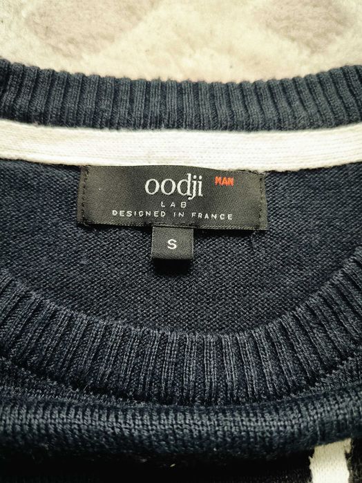 Темно-синий классический мужской джемпер Oodji Lab в размере S.