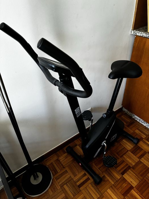 Bicicleta estática Bodytone DU-15