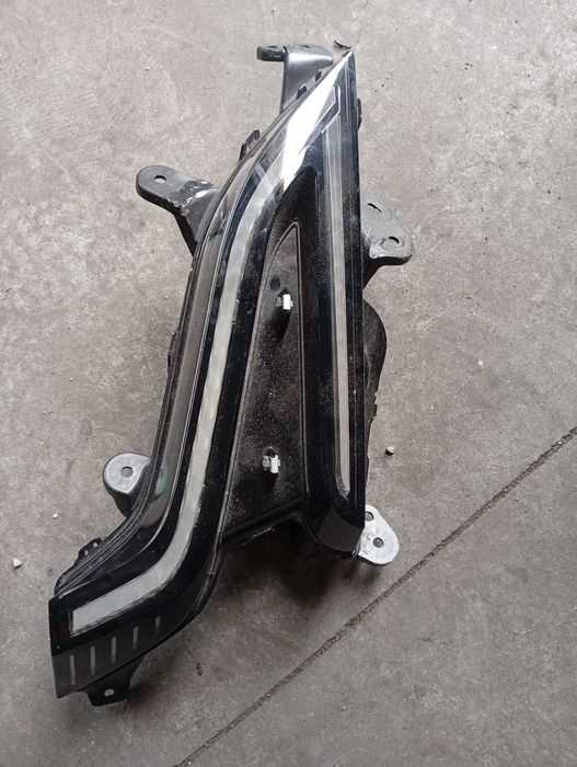 luz diurno drt renault megane E-TECH