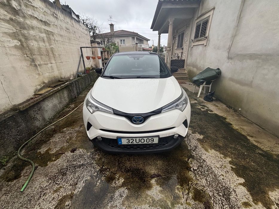 Toyota C-HR 1.8 HSD Comfort | Híbrido | Automático