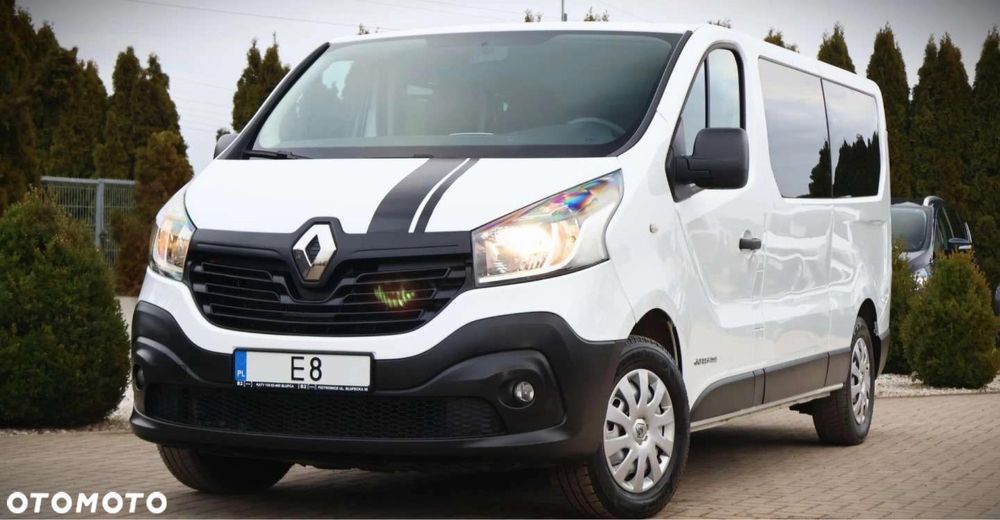 Renault Trafic 2016R osobowy