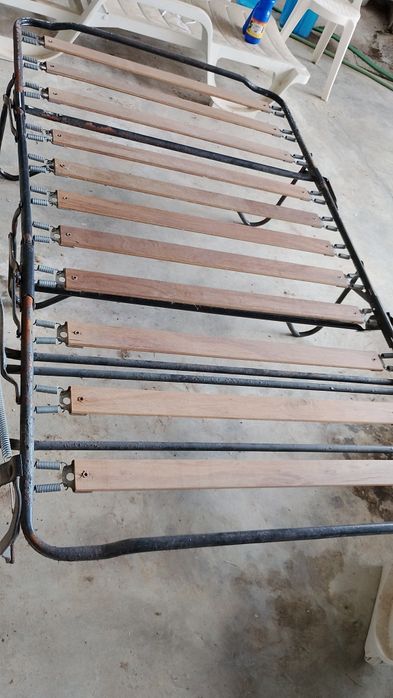 Cama oculta para sofá