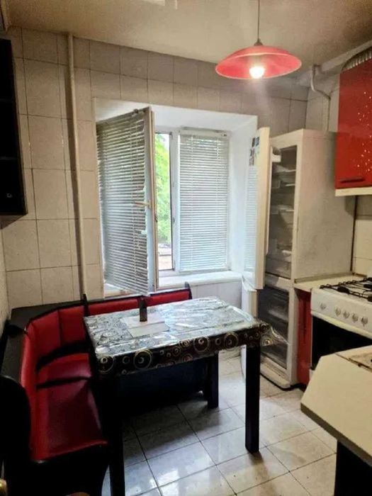 Продам 2 комнатную квартиру,  Черемушки,  ул. Ак. Филатова/Ивана и Юрия Лип.
