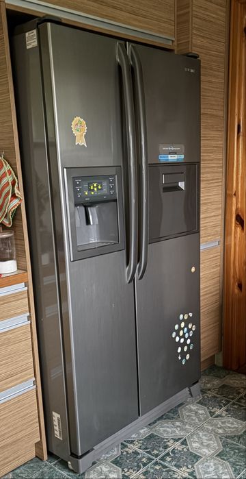 Lodowka samsung side by side dwudrzwiowa chlodziarka zamrazarka lód