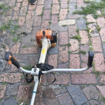 Podkaszarka spalinowa Stihl FS 350