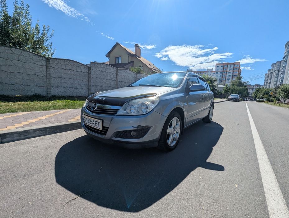 Opel Astra H 1.6, Hatchback