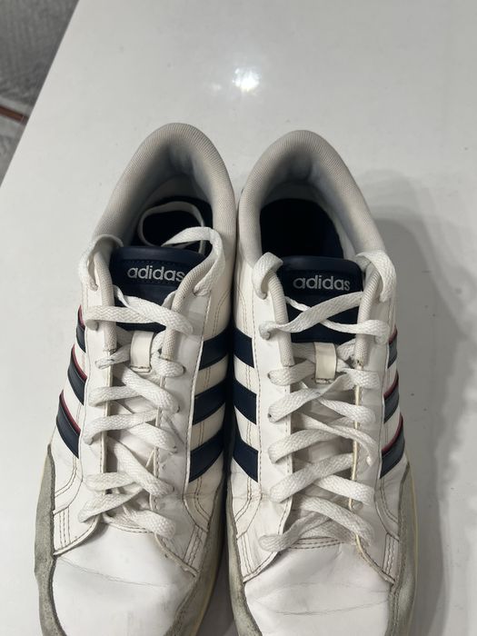 Кросівки адідас оригінал розмір 45-46