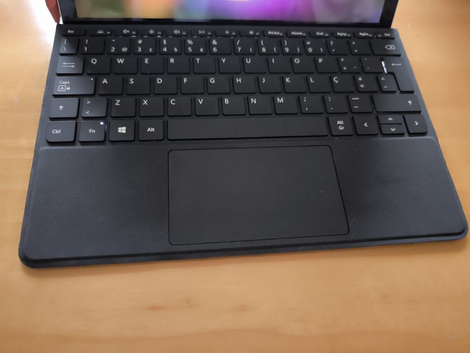 Microsoft Surface Go 2 – Como Novo + Teclado + Caneta Original!