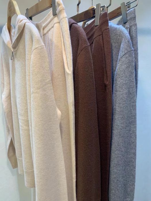 Кашемировий костюм s