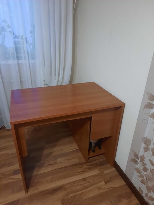 Прода компьютерный стол б/у