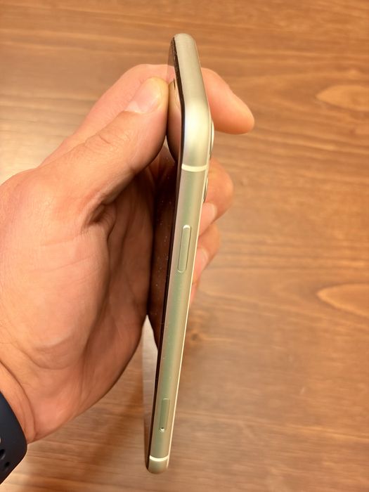 iPhone 11 64 GB como NOVO