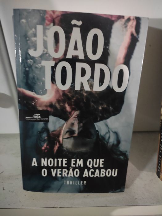 Livros de vários autores