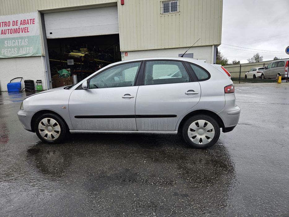 Seat Ibiza 6L 1.2i de 2003 para peças