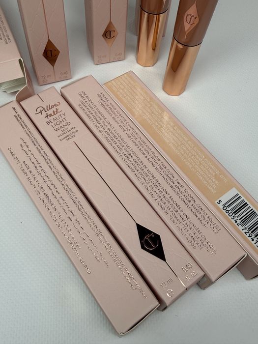 Хайлайтер для обличчя Charlotte Tilbury Pillow Talk рідкий