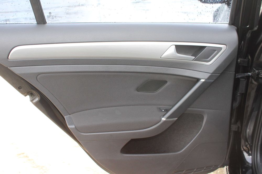 Volkswagen Golf 2015  2.0 TDI DSG (150 k.c.) Base - офіційний!