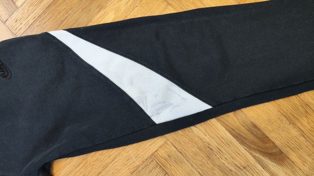 Чоловічі спортивні штани Nike розмір S