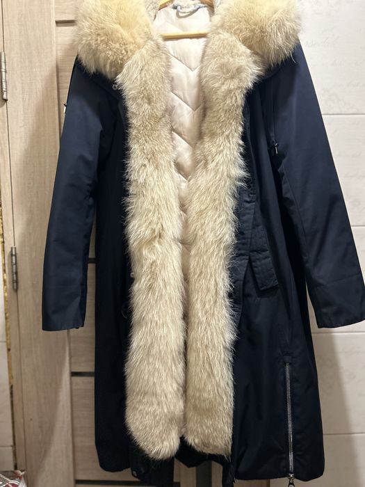 Пуховик з натуральним хутром