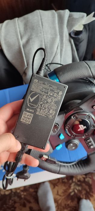Продам руль Logitech G29