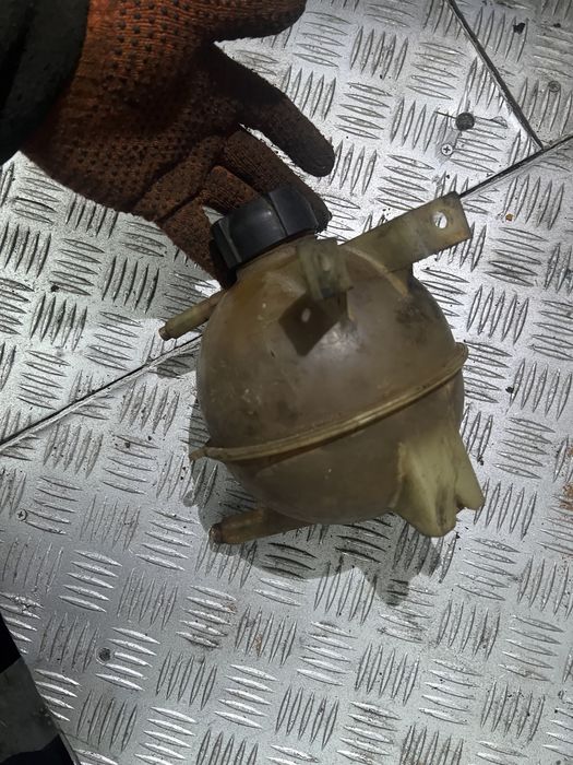 Бачок разширительный opel ascona