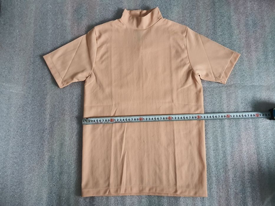 Блузка нова (44р.) виміри на фото!