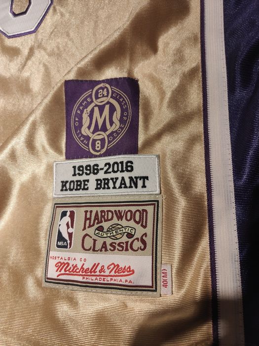 Kobe Bryant Authentic Gold Jersey Los Angeles Lakers Mitchell Ness.