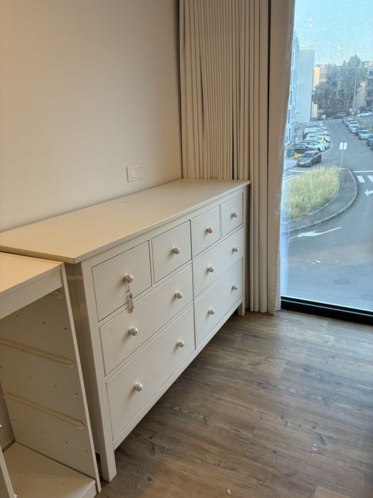 Cómoda Hemnes Ikea c/ puxadores Zara Home
