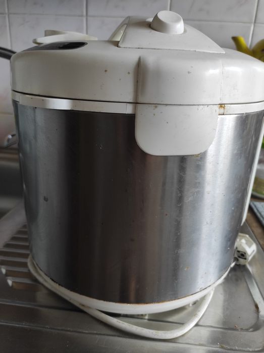 Мультиварка Delfa DMC-10