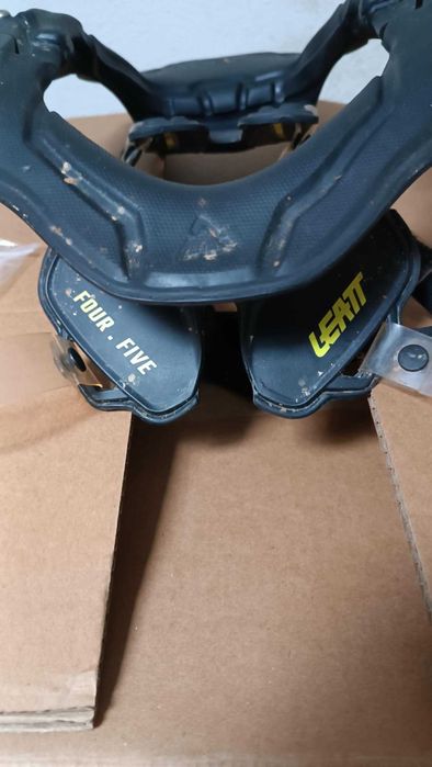 Proteção Cervical Leatt Brace 4.5