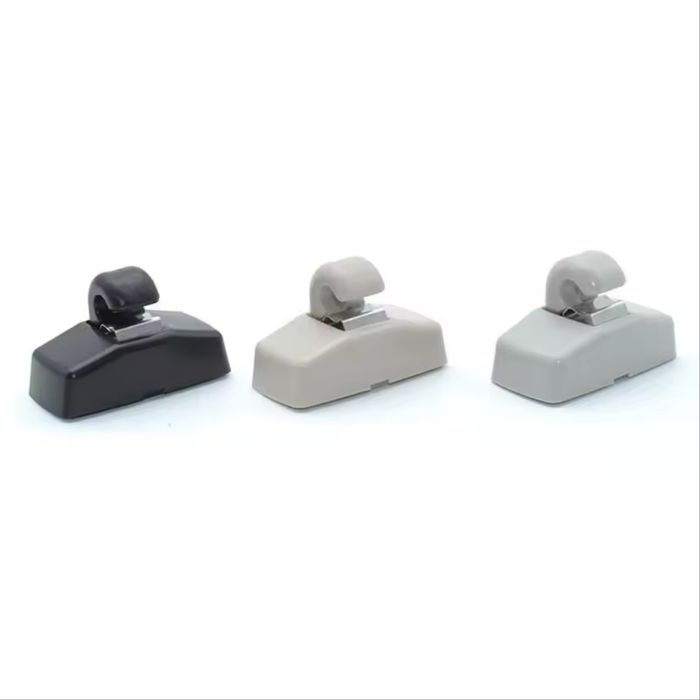 Кріплення Сонцезахисного Козирка Passat,Golf,Bora,Touran,Octavia,Fabia