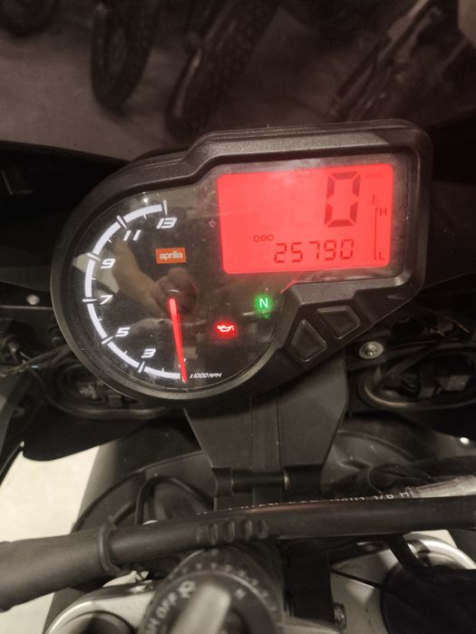 Aprilia tuono 125  Rs 4 125 licznik zegary