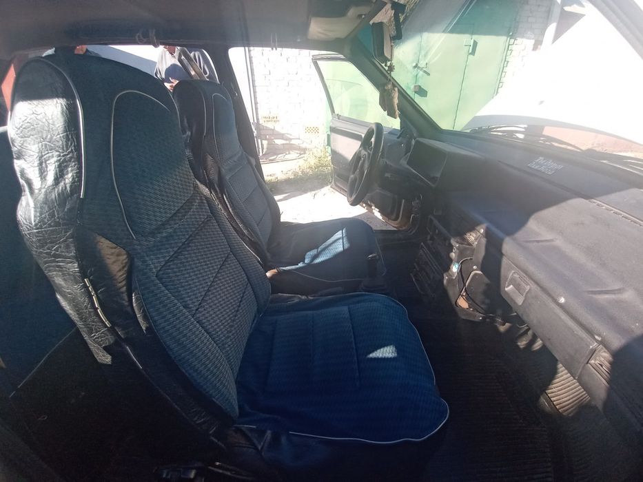 автомобіль ВАЗ 2109