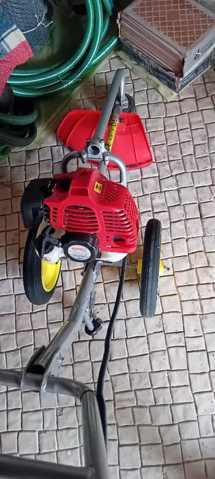 Roçadora com rodas
