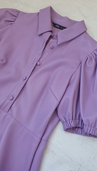 Сукня з еко-шкіри від Zara