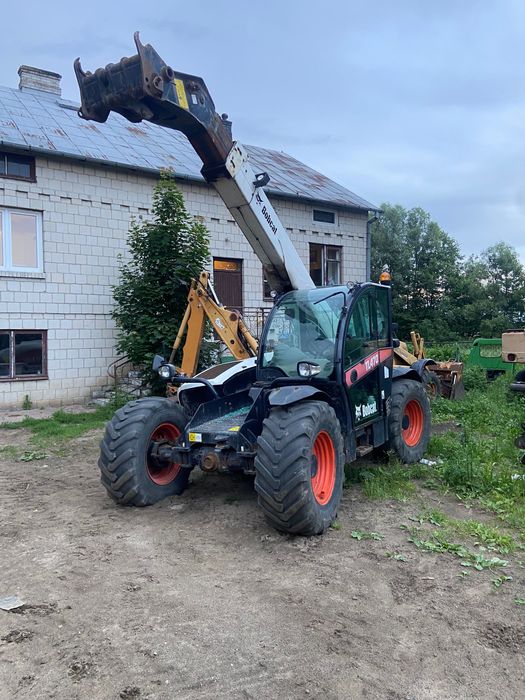 Sprzedam ładowarkę Bobcat Tl470