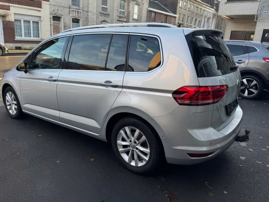 Volkswagen Touran      2018