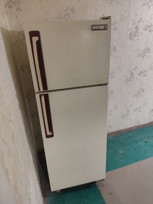 Продам холодильник ENIEM