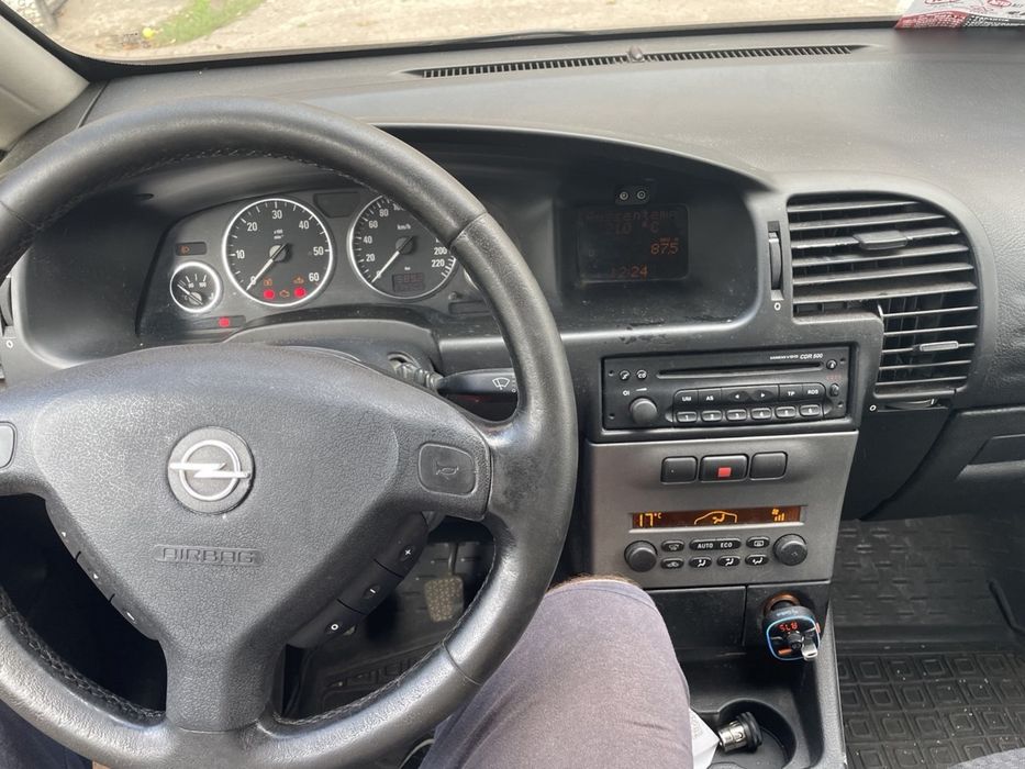 Opel zafira 2003 дизель