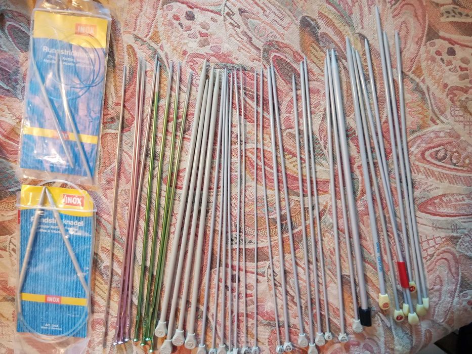 Lote 35 agulhas de tricô e croché