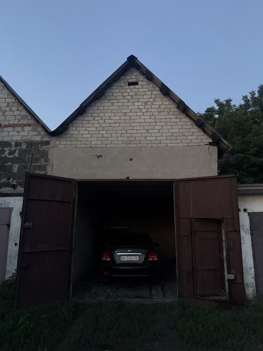Продам гараж Большой !