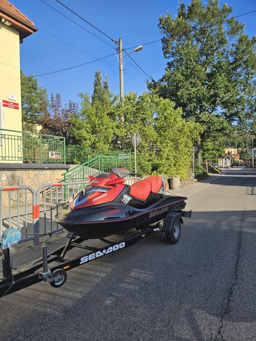 Skuter wodny Sea Doo RXT ( 3 osobowy ) 215 KM