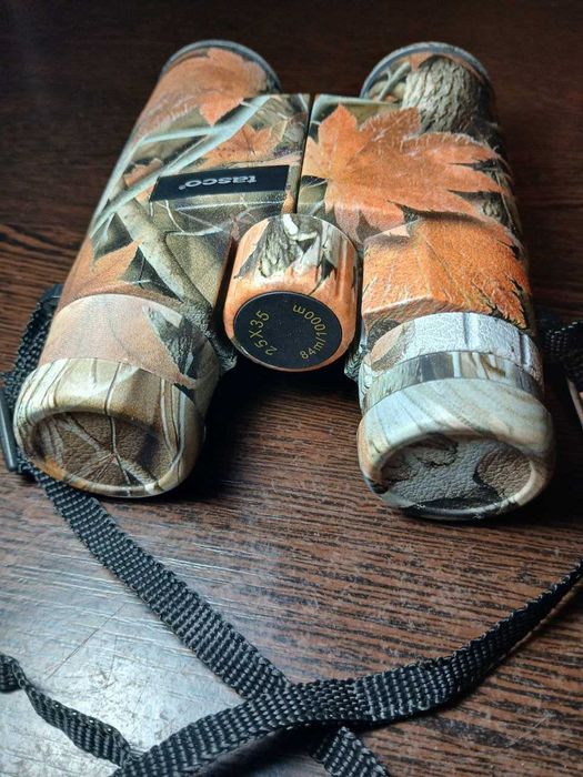 Бінокль армійський польовий Tasco 25x35