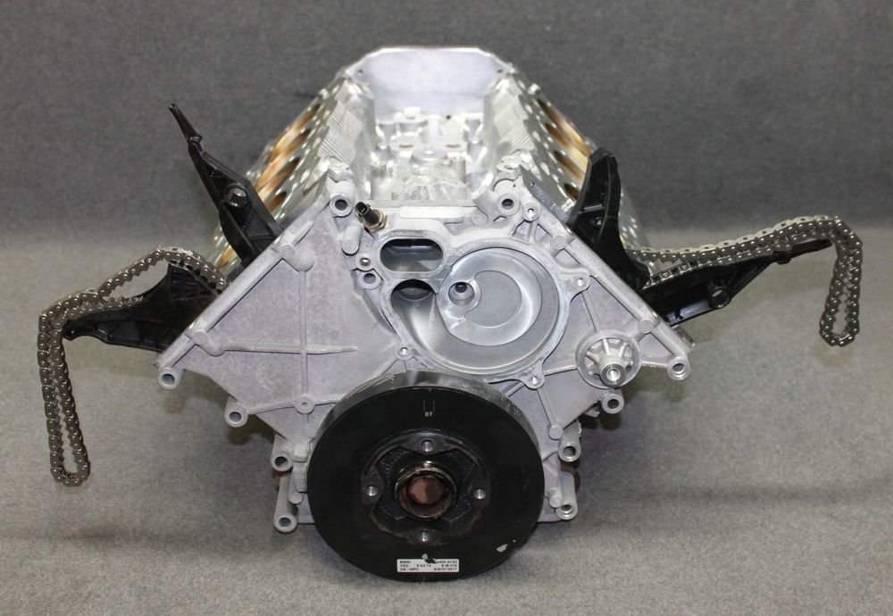 BMW F90 F95 M5 M8 S63B44B - Kompletny blok silnika wał korbowy tłoki