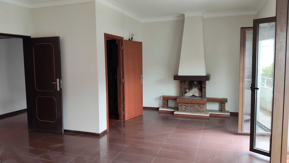 Arrendo apartamento T3 Centro Guimarães