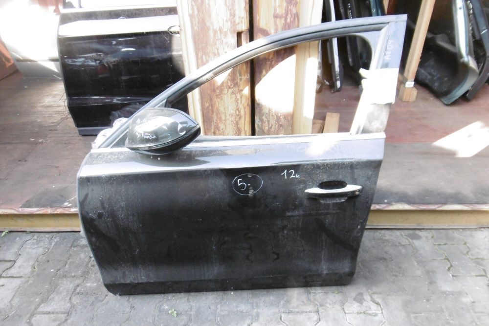 Drzwi przód lewe Audia A8 D4 LONG